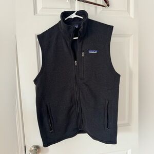 Medium Men’s Patagonia zip up vest